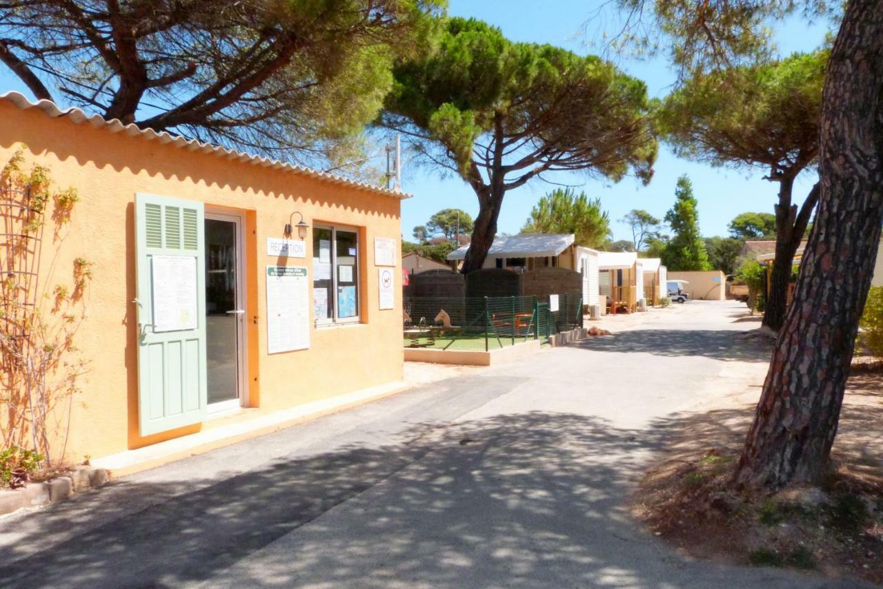 Camping La Bergerie Plage Hyères Eksteriør billede